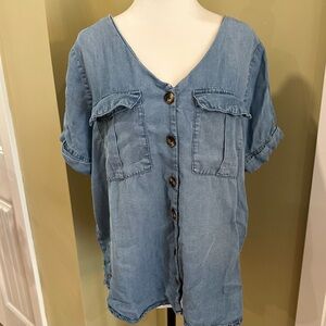 Blue Tencel Button Up Shirt Women’s Large Chambray